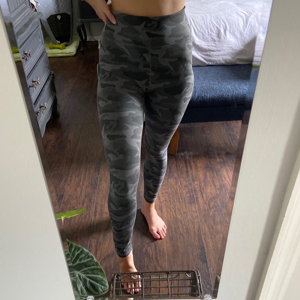 Vuori Camo Leggings